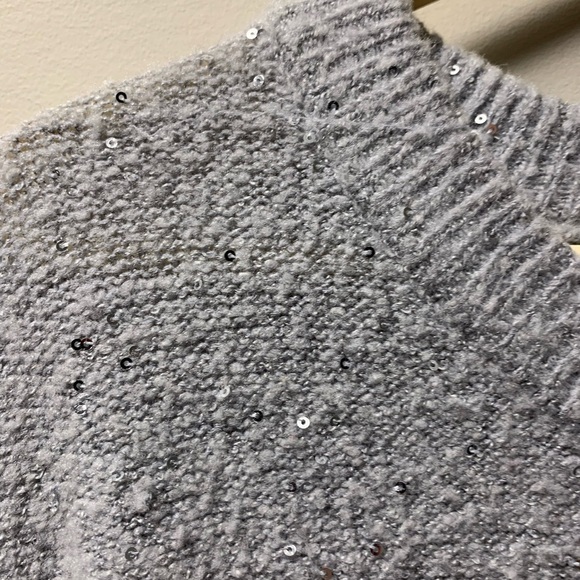 - Karl Lagerfeld sequins sweater size large - Picture 3 of 11